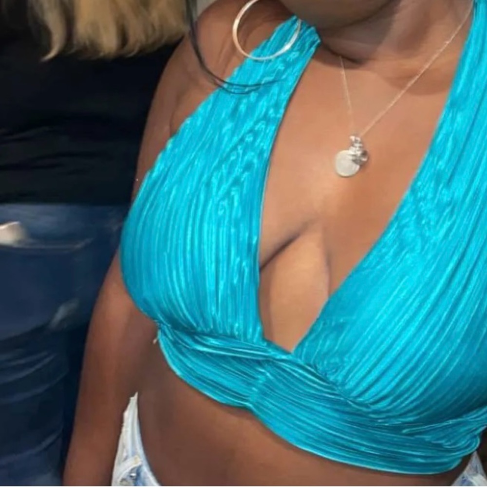 Princess Polly Blue Halter Crop Top